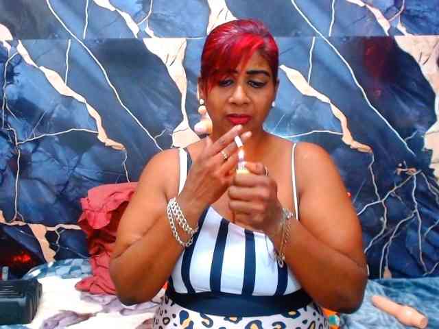 indianerotica69 webcam
