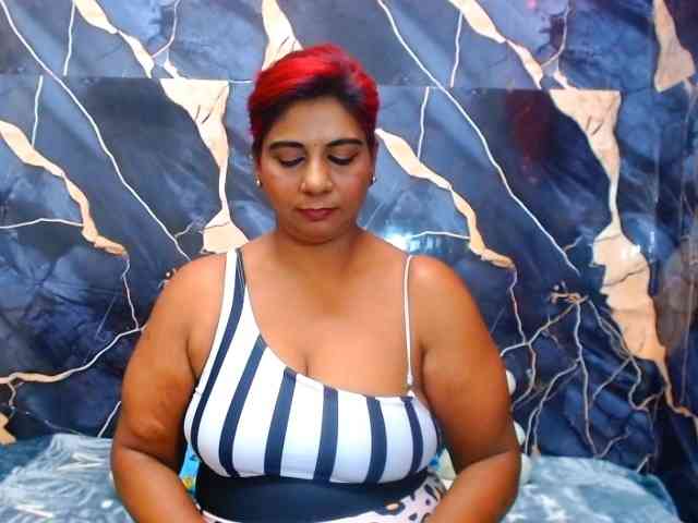 Model: indianerotica69