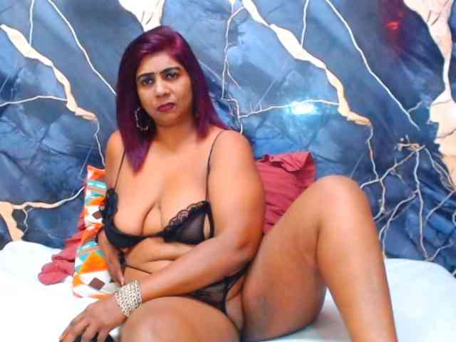 indianerotica69 Live Webcam on BongaCams