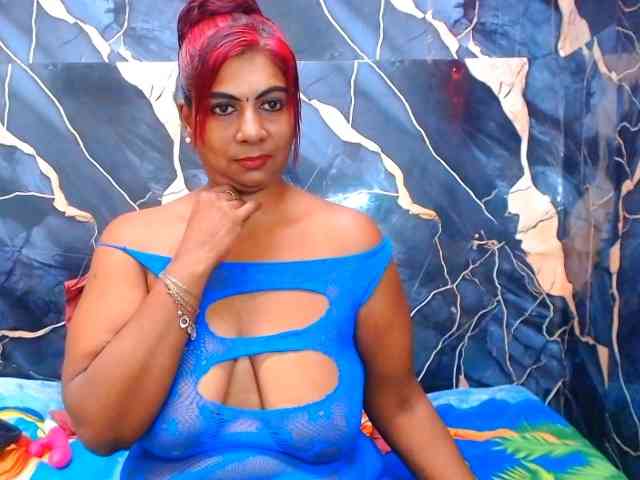 indianerotica69 Live Webcam on BongaCams