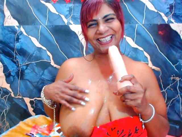 indianerotica69 webcam