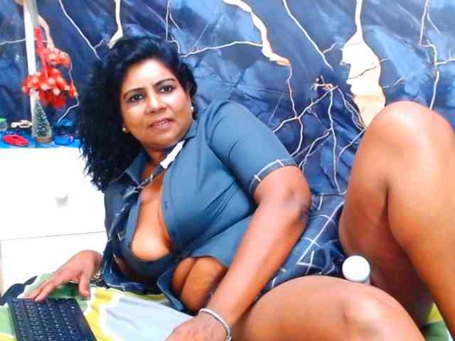 indianerotica69 webcam
