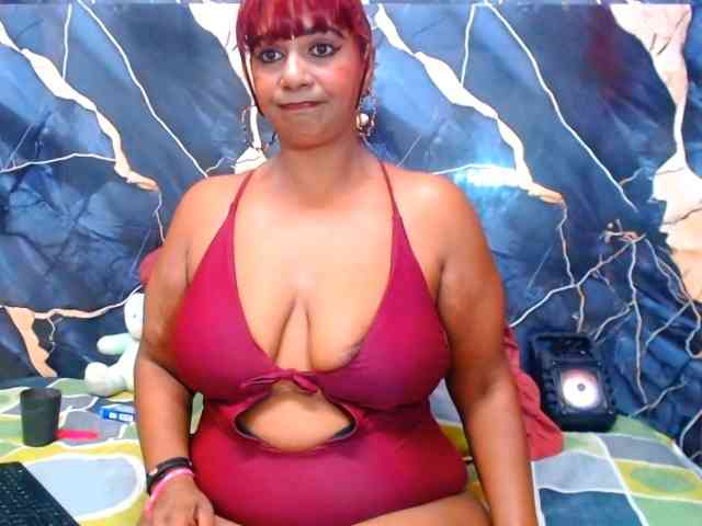 indianerotica69 webcam