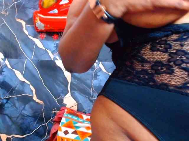 indianerotica69 webcam