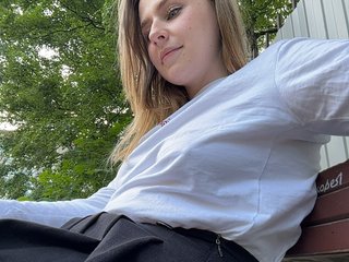 -Angel-Ali- Porn Show