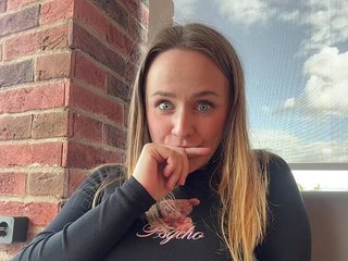 -Angel-Ali- Porn Show