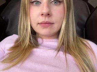 -Angel-Ali- Porn Show