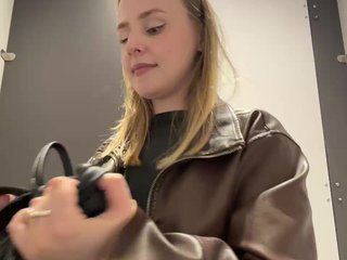 -Angel-Ali- Porn Show