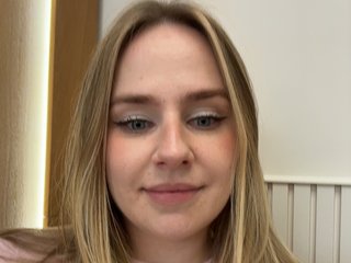 -Angel-Ali- Porn Show