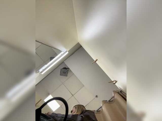 elegantbabe live cam on BongaCams