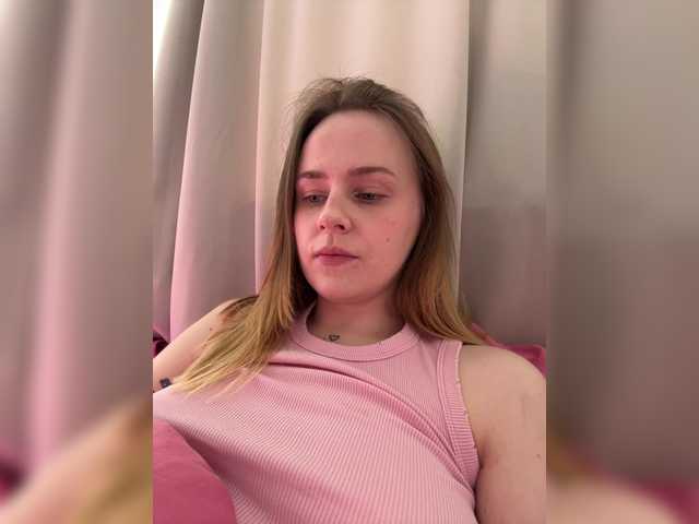 elegantbabe's BongaCams show and profile