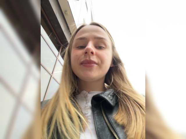 Angel-ali live cam