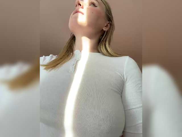 elegantbabe live cam on BongaCams