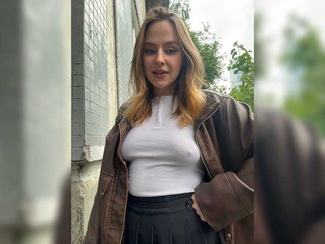 go to chat with -Angel-Ali-