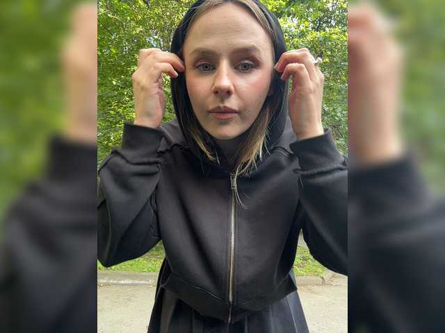 elegantbabe live cam on BongaCams