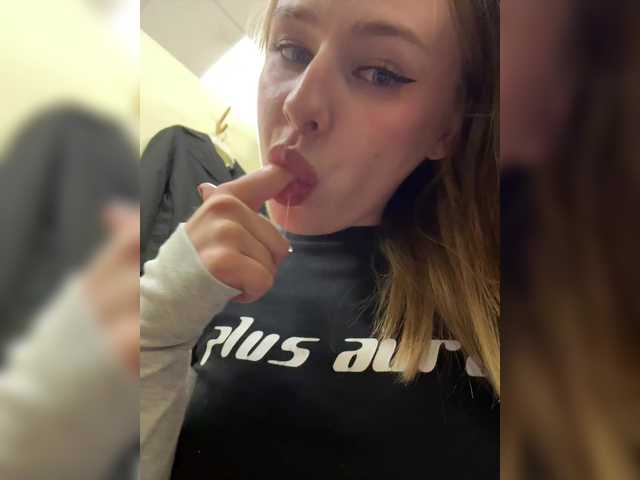 elegantbabe live cam on BongaCams