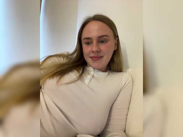 elegantbabe, live now on BongaCams