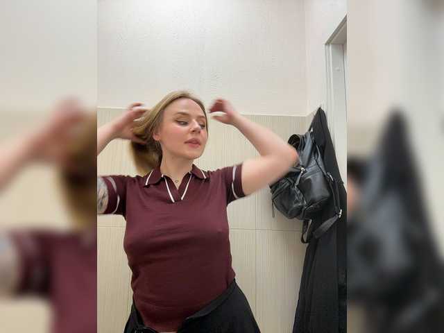 elegantbabe live cam on BongaCams