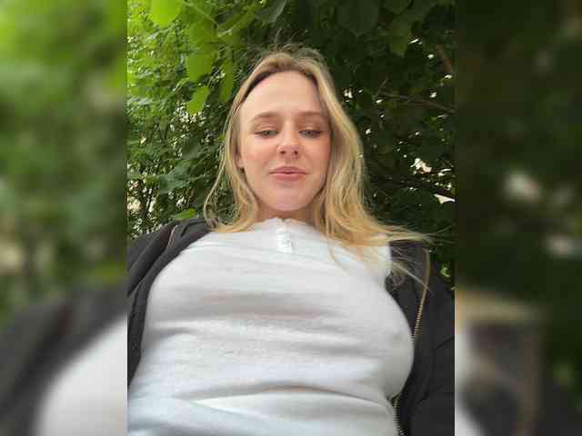 -Angel-Ali- webcam