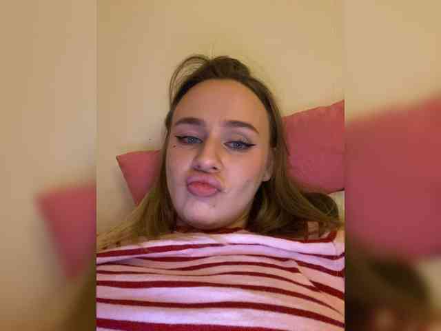 -Angel-Ali- webcam