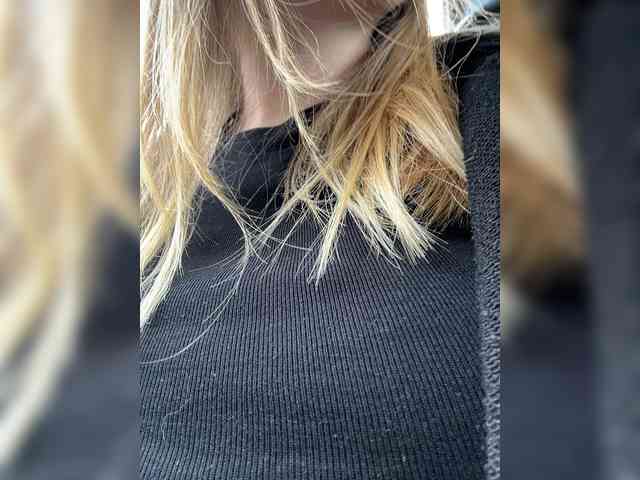 elegantbabe Live Webcam on BongaCams