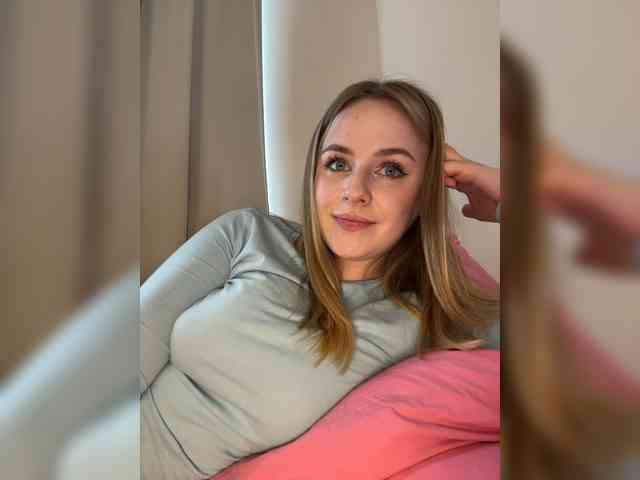 -Angel-Ali- webcam