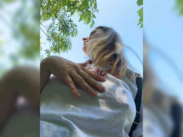 -Angel-Ali- webcam