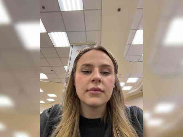 -Angel-Ali- webcam