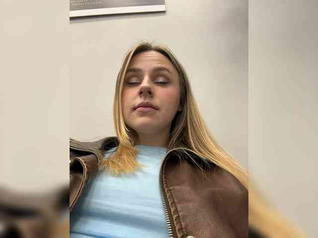 -Angel-Ali- webcam