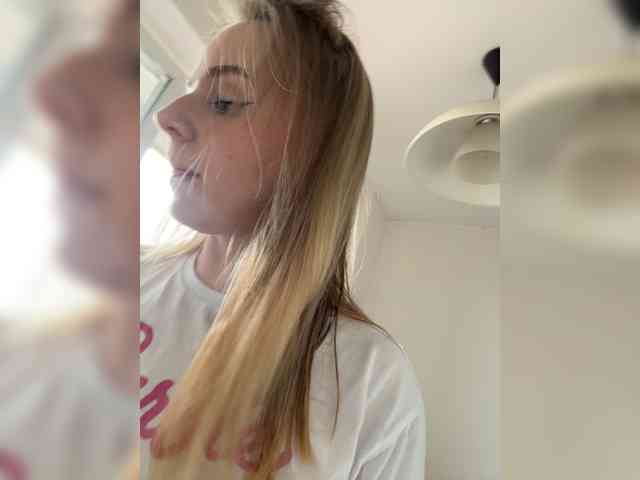 -Angel-Ali- webcam