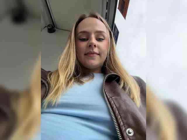 -Angel-Ali- webcam