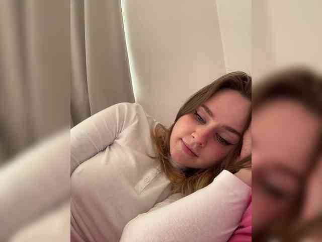 -Angel-Ali- webcam