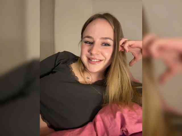 -Angel-Ali- webcam
