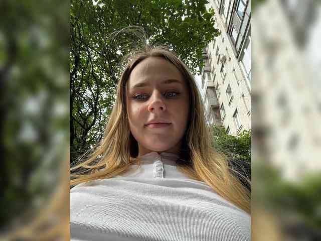 -Angel-Ali- webcam