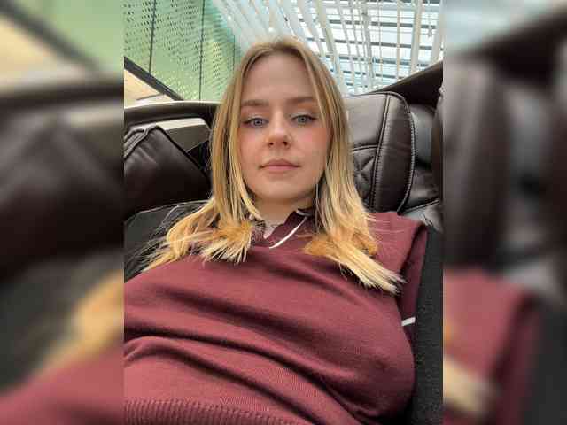-Angel-Ali- webcam