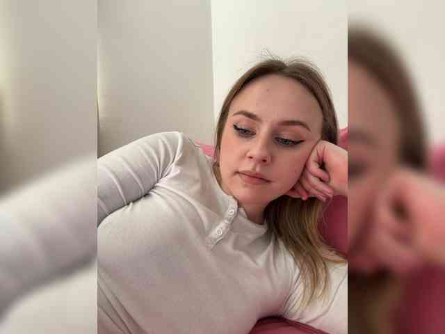 -Angel-Ali- webcam