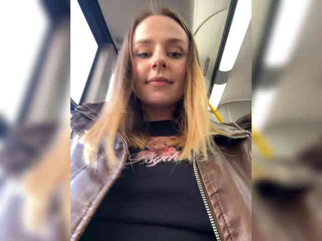 -Angel-Ali- webcam