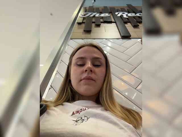 elegantbabe Sex Cam Show