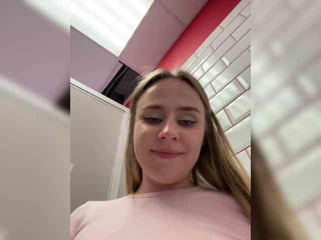 -Angel-Ali- webcam