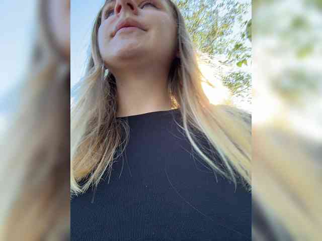 -Angel-Ali- webcam