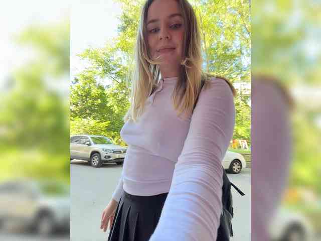 -Angel-Ali- webcam