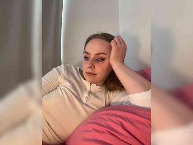 -Angel-Ali- webcam