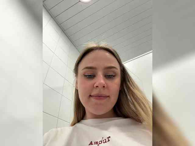 -Angel-Ali- webcam