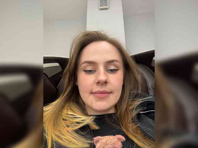 -Angel-Ali- webcam