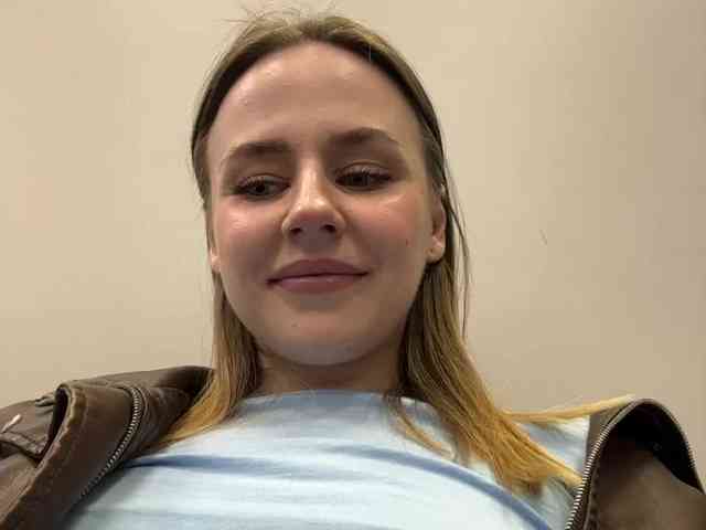 -Angel-Ali- webcam
