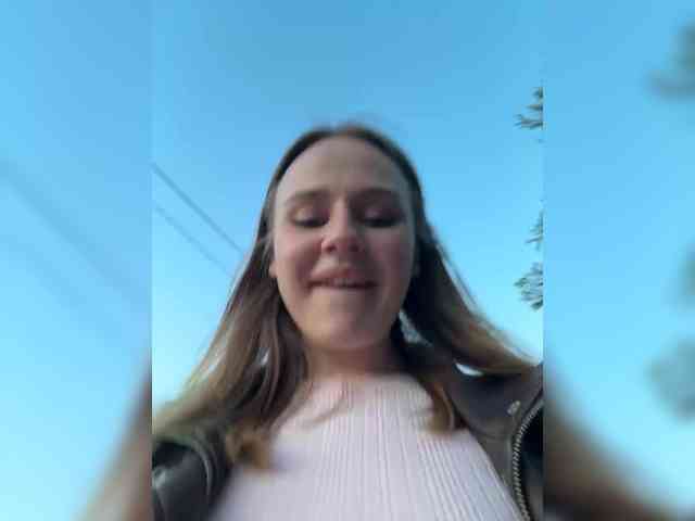 -Angel-Ali- webcam