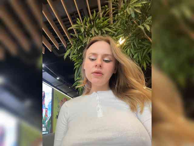 -Angel-Ali- webcam