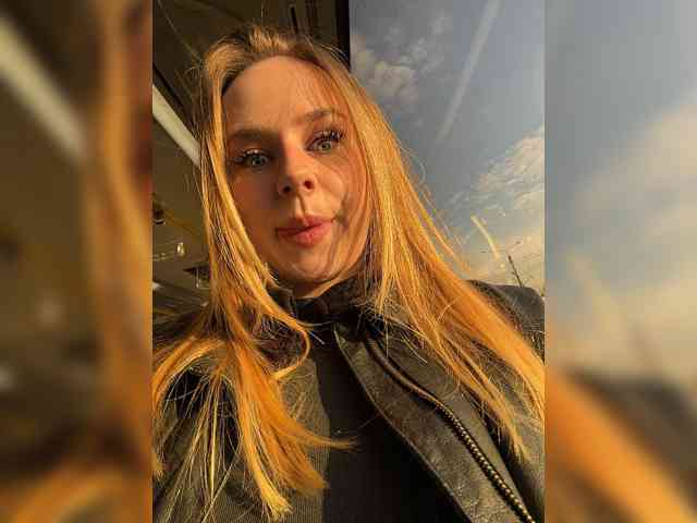 -Angel-Ali- webcam