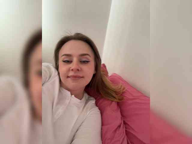 -Angel-Ali- webcam