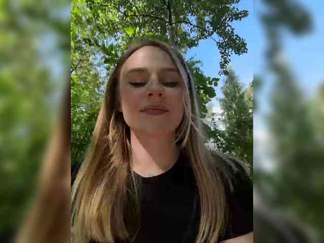 -Angel-Ali- webcam